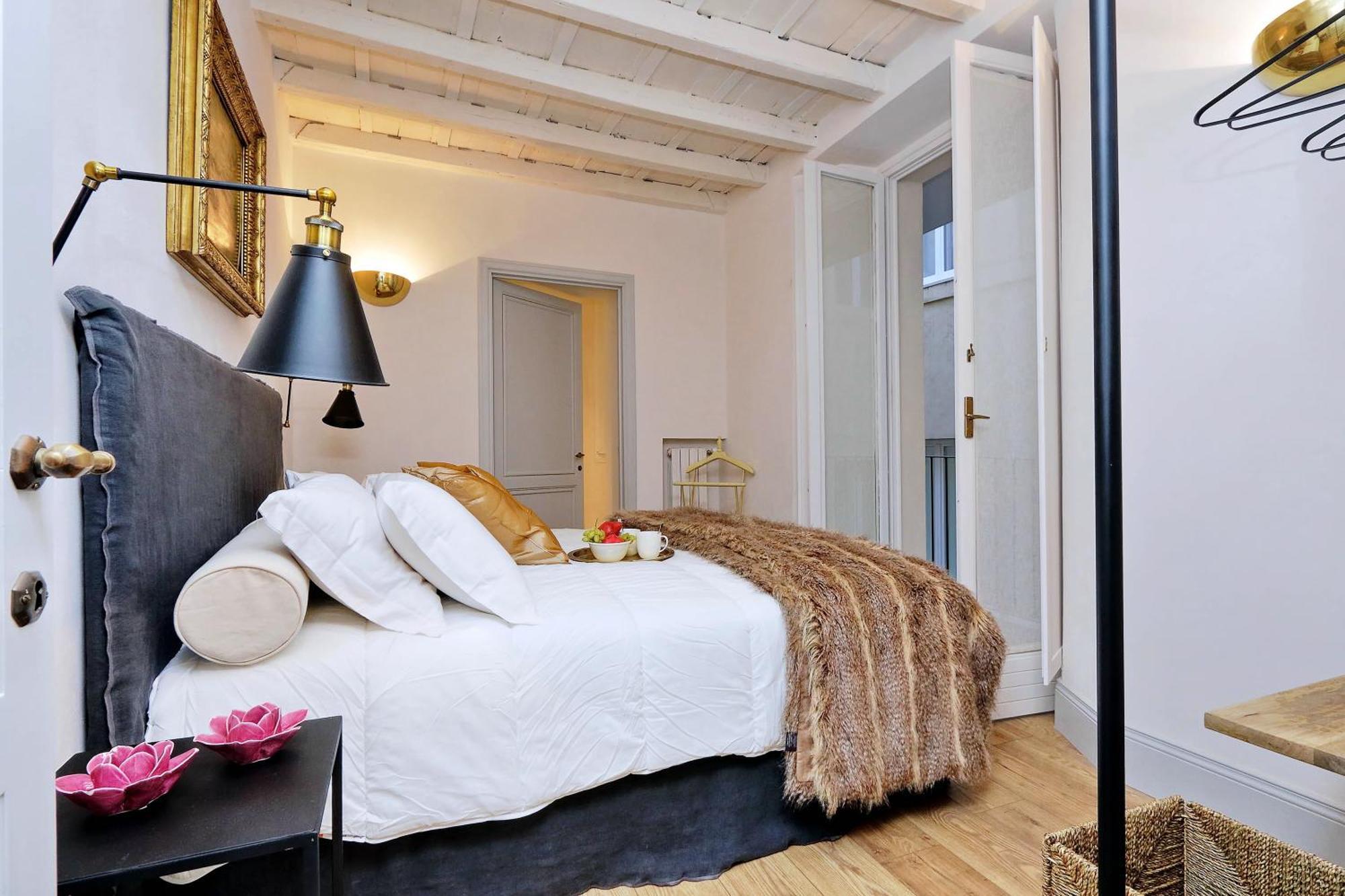 Luxury Charme Between Pantheon And Spanish Steps Roma Exterior foto